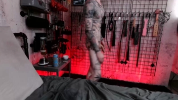 Tattedtrevorsmith  31-08-2021 video legs